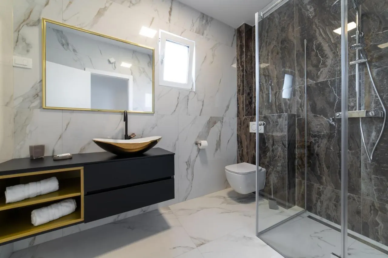 Luxury Apartment Vagabundo 2 Free Parking تروغير
