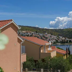  Apartment Cesarica